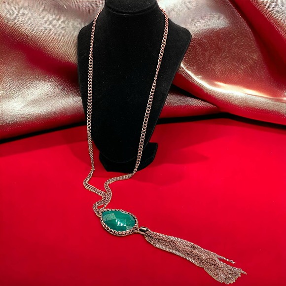 Green Teardrop Pendant Tassels Gold-Tone Chain Necklace! - Picture 1 of 10